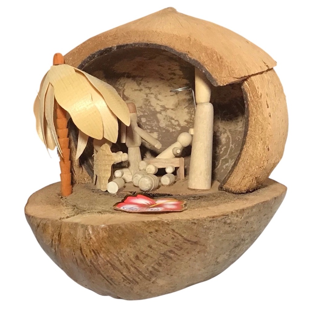 Coconut Nativity Hawaiian Hut Hawaii Palm Tree Jesus Mary Joseph Angel